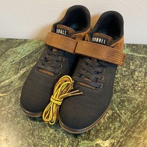 Like New Women’s NOBULL lifting shoes Size 9